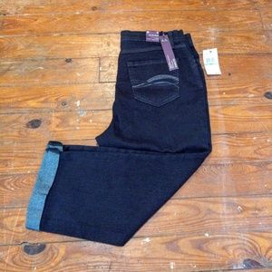 NWT Gloria Vanderbilt Capri